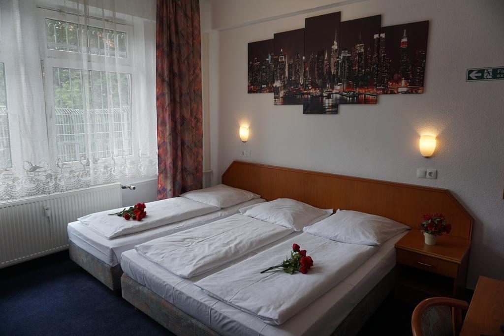 Itm Hotel Oase Hamburg-Harburg Kamer foto