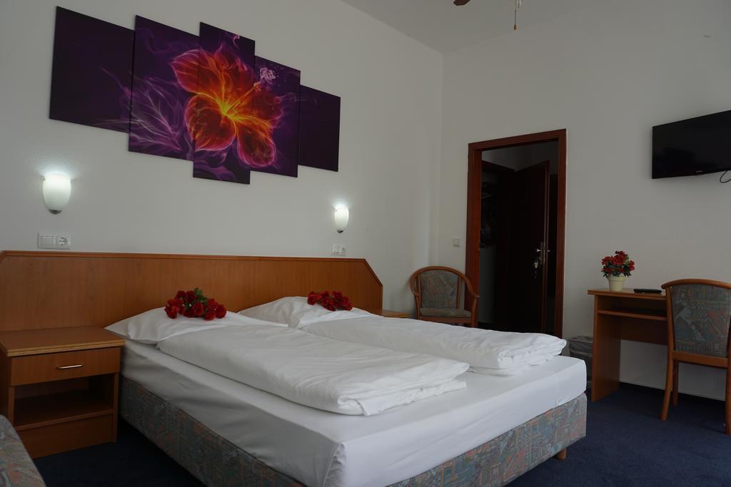 Itm Hotel Oase Hamburg-Harburg Kamer foto
