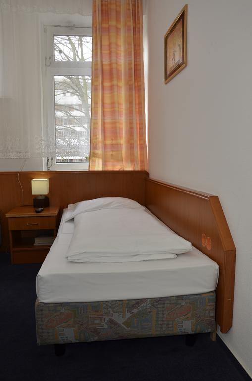 Itm Hotel Oase Hamburg-Harburg Kamer foto