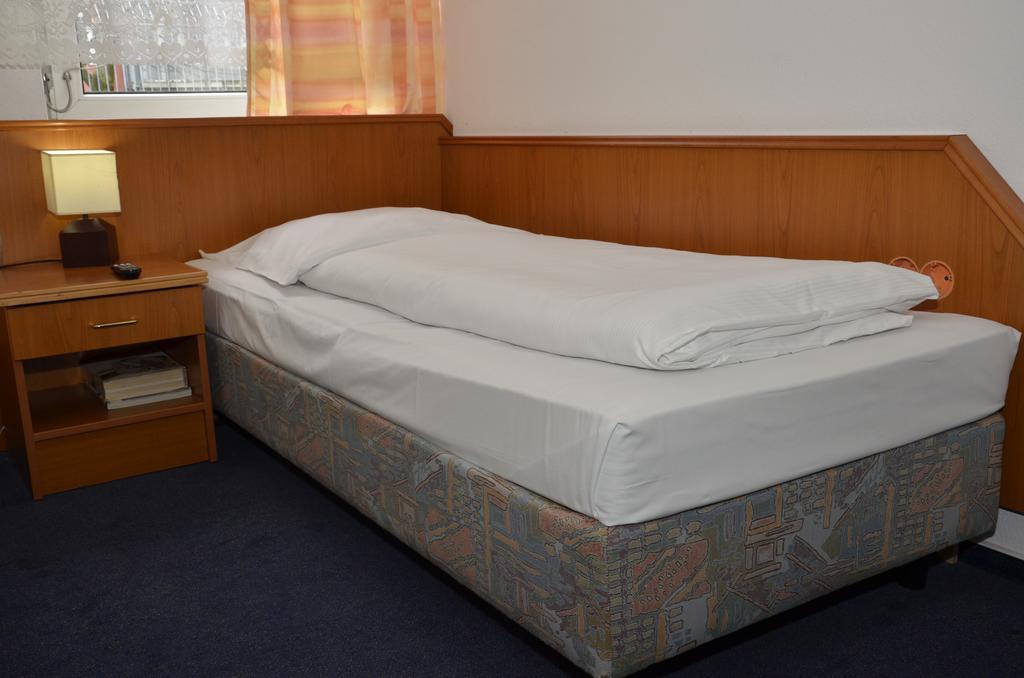Itm Hotel Oase Hamburg-Harburg Kamer foto